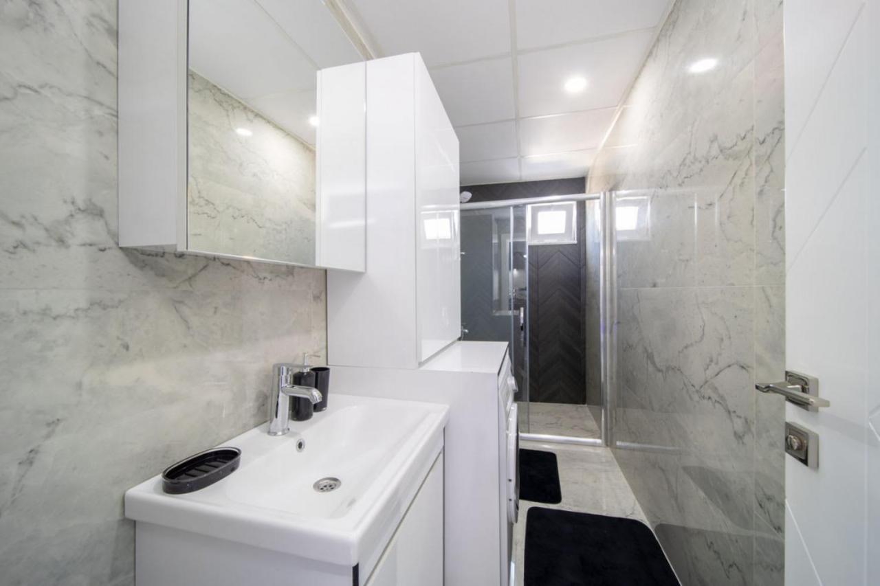 Modern And Central Duplex Apartment Near Beach In Antalya Ngoại thất bức ảnh